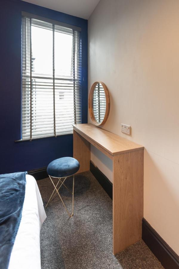 Lovely 2-Bed Apartment In Blackpool Secret House Exteriör bild