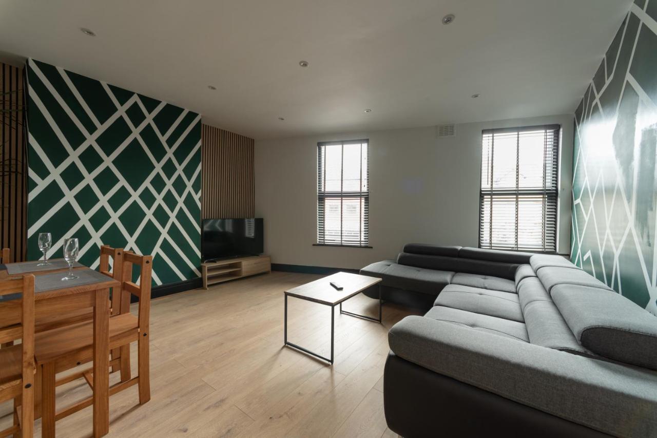 Lovely 2-Bed Apartment In Blackpool Secret House Exteriör bild